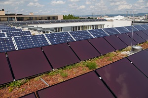 Photovoltaikanlage auf dem Dach der DHBW Mannheim