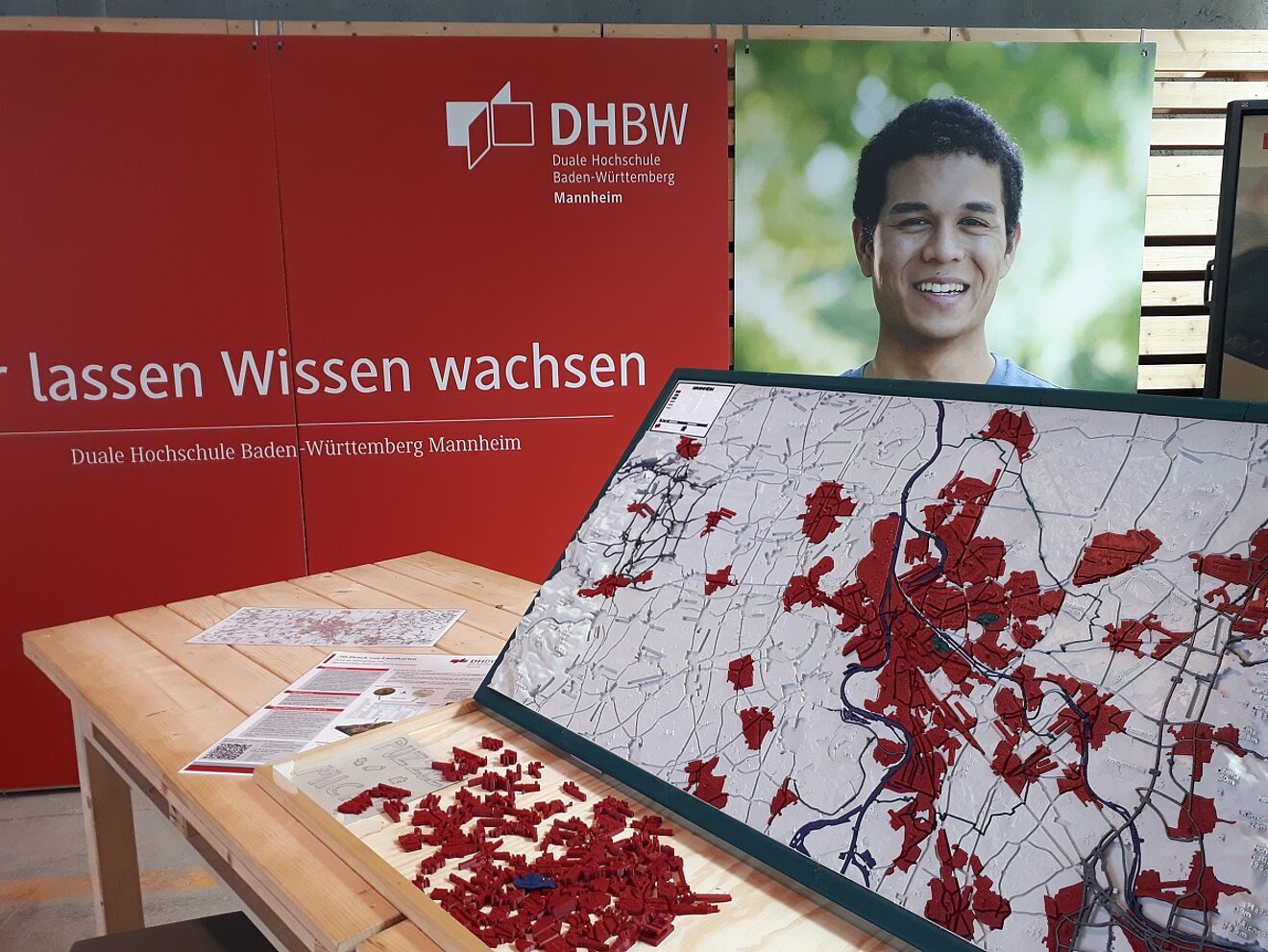 23.08.2023: Eine der Dauerausstellungen: Landkarte der Region als 3D-Puzzle